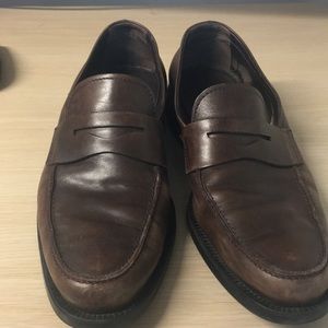 Tod’s loafers